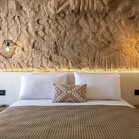 Philosophy Of Mykonos Boutique 오르노스